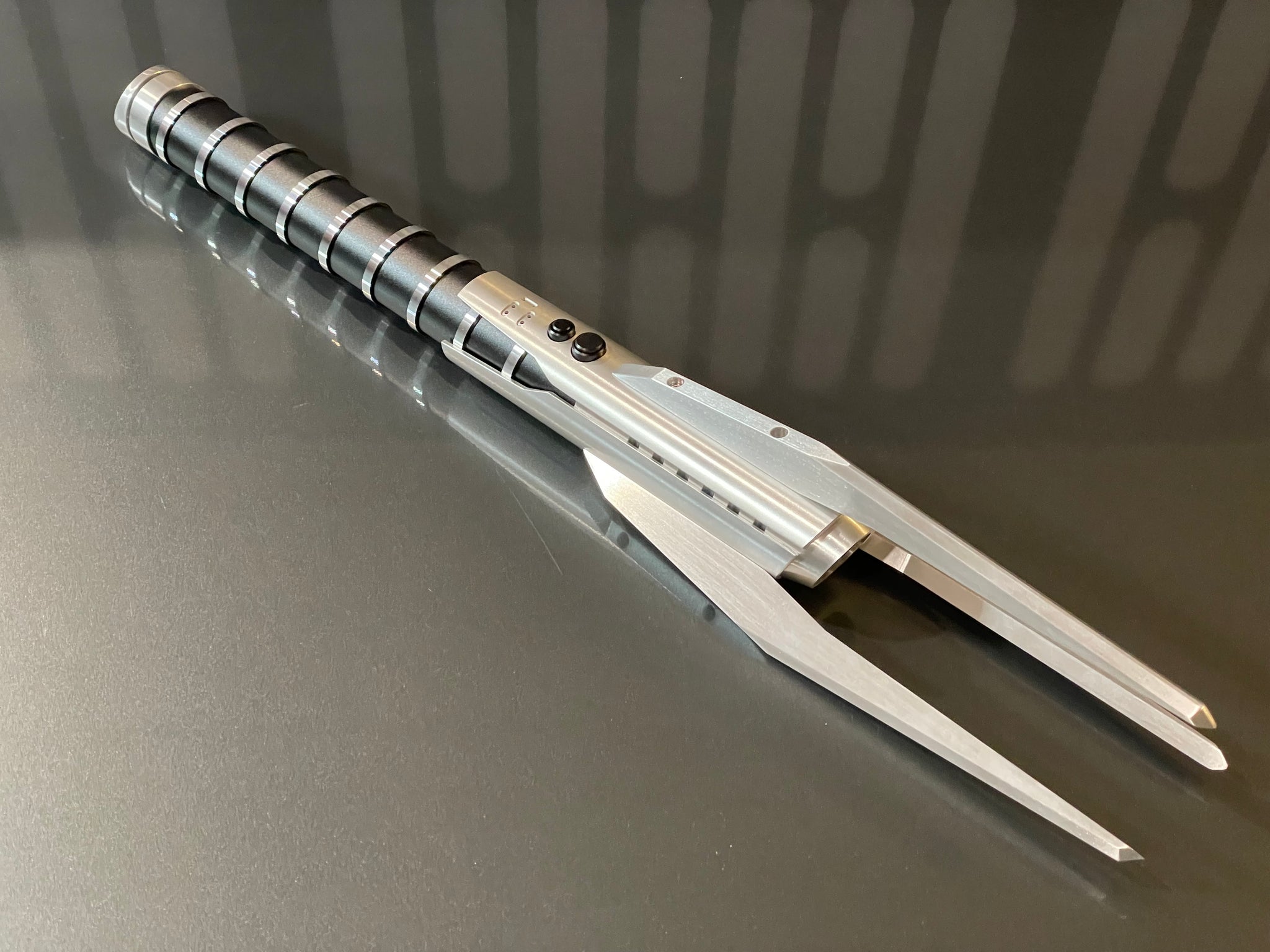 The Huntsman - Empty Hilt Kit