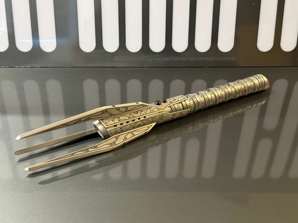 Etched Huntsman 1 - Empty Hilt Kit